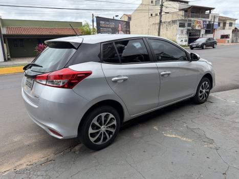 TOYOTA Yaris Hatch 1.3 16V 4P FLEX XL MULTIDRIVE AUTOM�TICO CVT, Foto 3