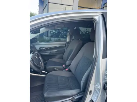 TOYOTA Yaris Hatch 1.5 16V 4P FLEX XL MULTIDRIVE AUTOM�TICO CVT, Foto 7