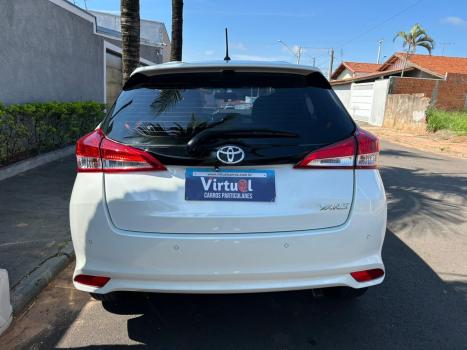 TOYOTA Yaris Hatch 1.3 16V 4P FLEX XL MULTIDRIVE AUTOM�TICO CVT, Foto 5