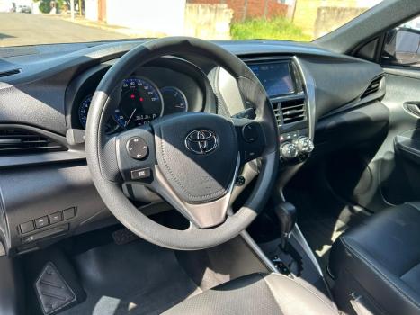 TOYOTA Yaris Hatch 1.3 16V 4P FLEX XL MULTIDRIVE AUTOM�TICO CVT, Foto 13