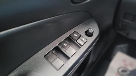 TOYOTA Yaris Hatch 1.3 16V 4P FLEX XL MULTIDRIVE AUTOM�TICO CVT, Foto 14