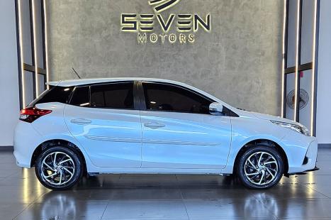 TOYOTA Yaris Hatch 1.5 16V 4P FLEX XS CONNECT MULTIDRIVE AUTOM�TICO CVT, Foto 6