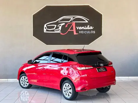 TOYOTA Yaris Hatch 1.3 16V 4P FLEX XL MULTIDRIVE AUTOM�TICO CVT, Foto 4