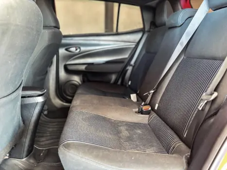 TOYOTA Yaris Hatch 1.3 16V 4P FLEX XL MULTIDRIVE AUTOM�TICO CVT, Foto 9