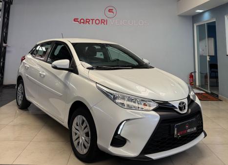 TOYOTA Yaris Hatch 1.3 16V 4P FLEX XL, Foto 3