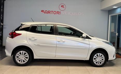 TOYOTA Yaris Hatch 1.3 16V 4P FLEX XL, Foto 5