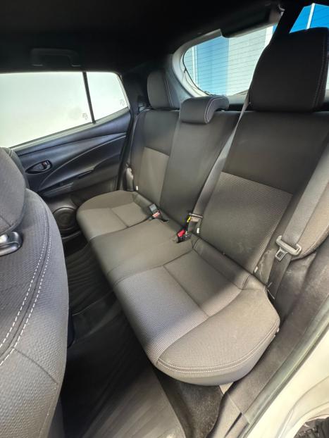 TOYOTA Yaris Hatch 1.3 16V 4P FLEX XL, Foto 9