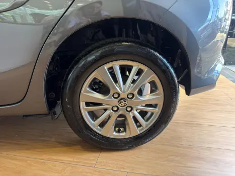 TOYOTA Yaris Hatch 1.5 16V 4P FLEX XLS CONNECT MULTIDRIVE AUTOM�TICO CVT, Foto 8