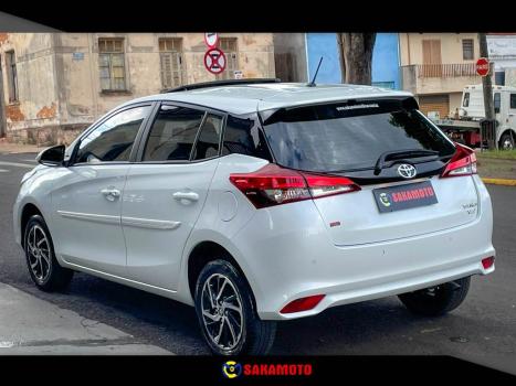 TOYOTA Yaris Hatch 1.5 16V 4P FLEX XLS CONNECT MULTIDRIVE AUTOM�TICO CVT, Foto 3