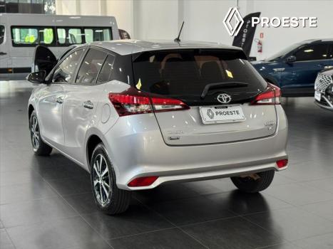 TOYOTA Yaris Hatch 1.5 16V 4P FLEX XLS MULTIDRIVE AUTOM�TICO CVT, Foto 4