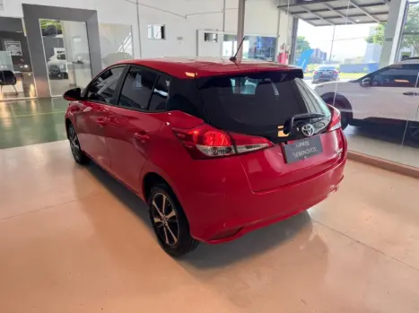 TOYOTA Yaris Hatch 1.5 16V 4P FLEX S MULTDRIVE AUTOM�TICO, Foto 6