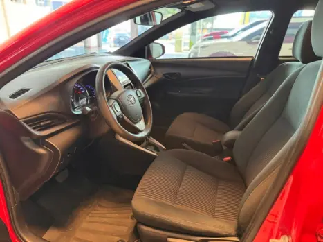 TOYOTA Yaris Hatch 1.5 16V 4P FLEX S MULTDRIVE AUTOM�TICO, Foto 8