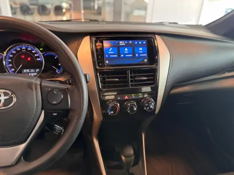 TOYOTA Yaris Hatch 1.5 16V 4P FLEX S MULTDRIVE AUTOM�TICO, Foto 10