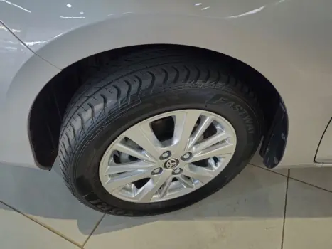 TOYOTA Yaris Hatch 1.5 16V 4P FLEX XL MULTIDRIVE AUTOM�TICO CVT, Foto 10