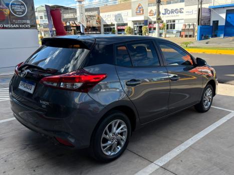 TOYOTA Yaris Hatch 1.5 16V 4P FLEX XS CONNECT MULTIDRIVE AUTOM�TICO CVT, Foto 3