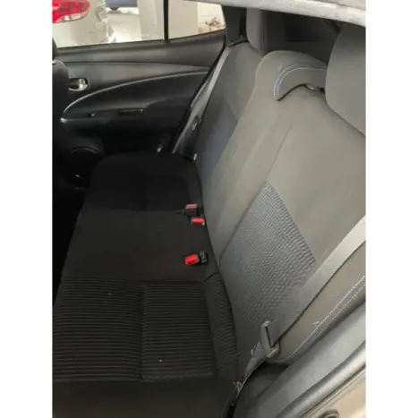 TOYOTA Yaris Hatch 1.3 16V 4P FLEX XL PLUS TECH MULTIDRIVE AUTOM�TICO CVT, Foto 3