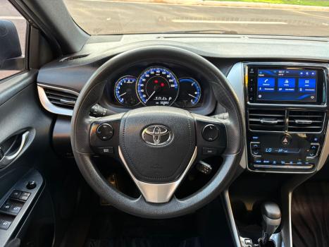 TOYOTA Yaris Hatch 1.3 16V 4P FLEX XL PLUS TECH MULTIDRIVE AUTOM�TICO CVT, Foto 6