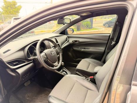 TOYOTA Yaris Hatch 1.5 16V 4P FLEX XS MULTIDRIVE AUTOM�TICO CVT, Foto 9