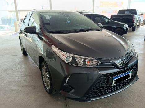 TOYOTA Yaris Hatch 1.5 16V 4P FLEX XS MULTIDRIVE AUTOM�TICO CVT, Foto 2