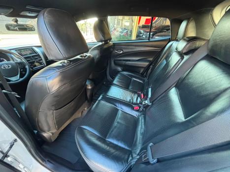 TOYOTA Yaris Hatch 1.3 16V 4P FLEX XL PLUS TECH MULTIDRIVE AUTOM�TICO CVT, Foto 8