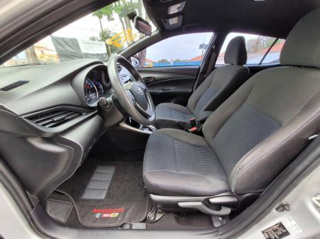 TOYOTA Yaris Hatch 1.3 16V 4P FLEX XL, Foto 13