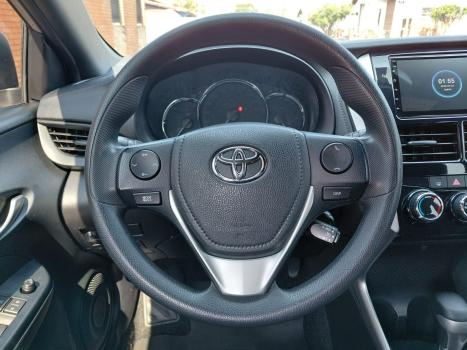 TOYOTA Yaris Hatch 1.3 16V 4P FLEX XL MULTIDRIVE AUTOM�TICO CVT, Foto 17