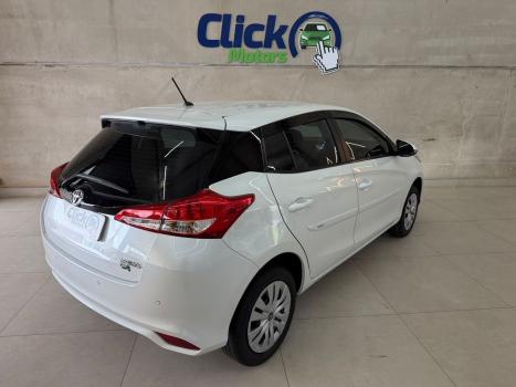 TOYOTA Yaris Hatch 1.5 16V 4P FLEX XL MULTIDRIVE AUTOMÁTICO CVT, Foto 3