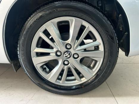 TOYOTA Yaris Hatch 1.5 16V 4P FLEX XL PLUS CONNECT MULTIDRIVE AUTOMÁTICO CVT, Foto 17