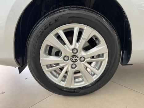 TOYOTA Yaris Sedan 1.3 16V 4P FLEX XL MULTIDRIVE AUTOMTICO CVT, Foto 17