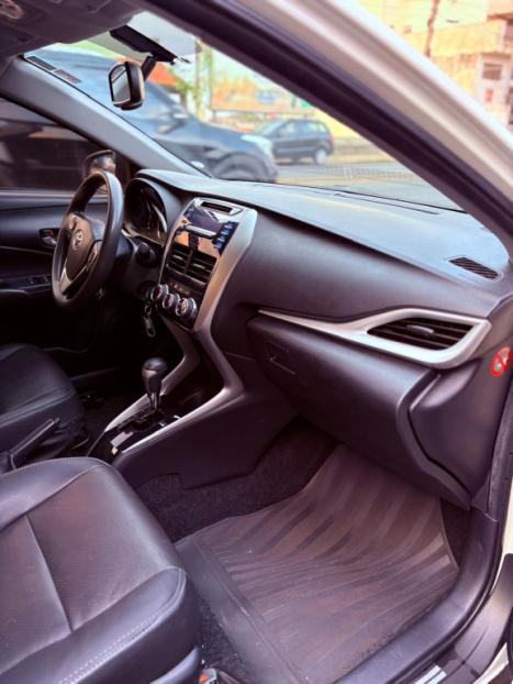 TOYOTA Yaris Sedan 1.5 16V 4P FLEX XL LIVE MULTIDRIVE AUTOMTICO CVT, Foto 5