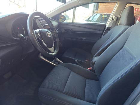 TOYOTA Yaris Sedan 1.5 16V 4P FLEX XL LIVE MULTIDRIVE AUTOMTICO CVT, Foto 11