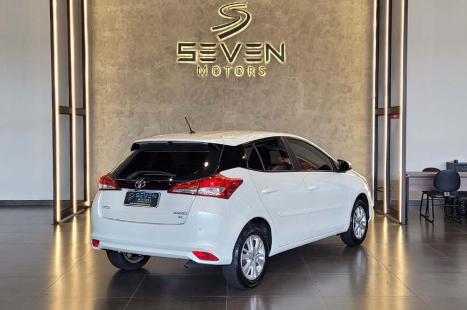 TOYOTA Yaris Sedan 1.3 16V 4P FLEX XL PLUS TECH MULTIDRIVE AUTOMTICO CVT, Foto 8