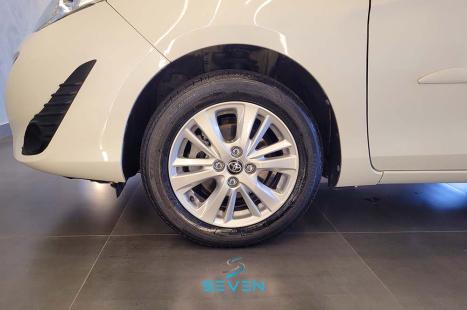 TOYOTA Yaris Sedan 1.3 16V 4P FLEX XL PLUS TECH MULTIDRIVE AUTOMTICO CVT, Foto 17