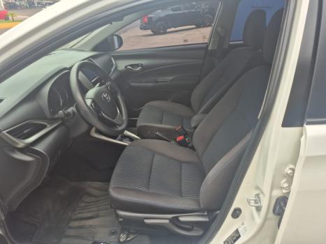 TOYOTA Yaris Sedan 1.5 16V 4P FLEX XL PLUS TECH MULTIDRIVE AUTOMTICO CVT, Foto 11