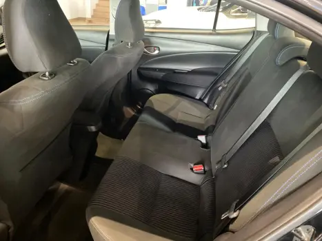 TOYOTA Yaris Sedan 1.5 16V 4P FLEX XL MULTIDRIVE AUTOM�TICO CVT, Foto 6