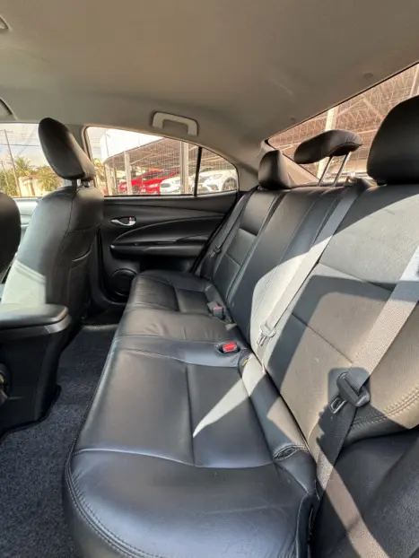 TOYOTA Yaris Sedan 1.5 16V 4P FLEX XL MULTIDRIVE AUTOMTICO CVT, Foto 11