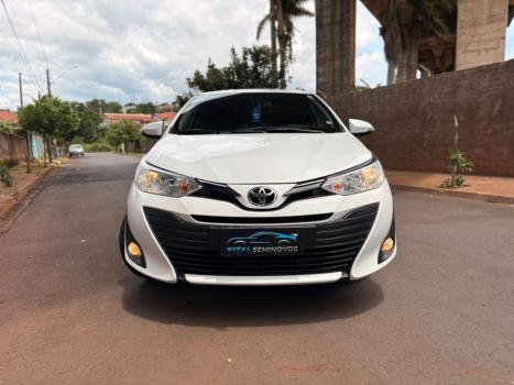 TOYOTA Yaris Sedan 1.5 16V 4P FLEX XL MULTIDRIVE AUTOMTICO CVT, Foto 2