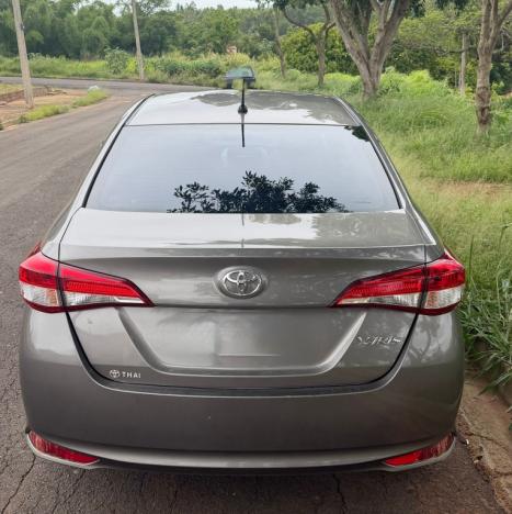 TOYOTA Yaris Sedan 1.5 16V 4P FLEX XL LIVE MULTIDRIVE AUTOM�TICO CVT, Foto 2