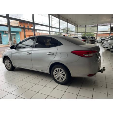 TOYOTA Yaris Sedan 1.5 16V 4P FLEX XL LIVE MULTIDRIVE AUTOM�TICO CVT, Foto 4