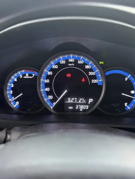 TOYOTA Yaris Sedan 1.5 16V 4P FLEX XL LIVE MULTIDRIVE AUTOM�TICO CVT, Foto 2