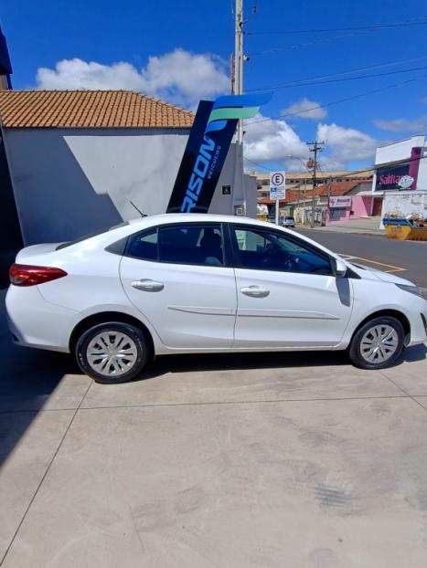 TOYOTA Yaris Sedan 1.5 16V 4P FLEX XL LIVE MULTIDRIVE AUTOM�TICO CVT, Foto 6