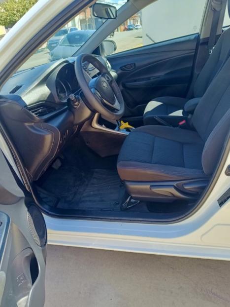 TOYOTA Yaris Sedan 1.5 16V 4P FLEX XL LIVE MULTIDRIVE AUTOM�TICO CVT, Foto 9
