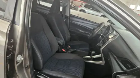 TOYOTA Yaris Sedan 1.5 16V 4P FLEX XL LIVE MULTIDRIVE AUTOM�TICO CVT, Foto 8