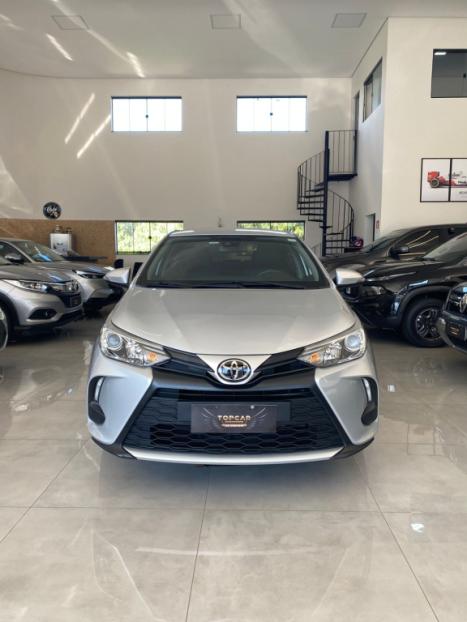 TOYOTA Yaris Sedan 1.5 16V 4P FLEX XS MULTIDRIVE AUTOM�TICO CVT, Foto 3