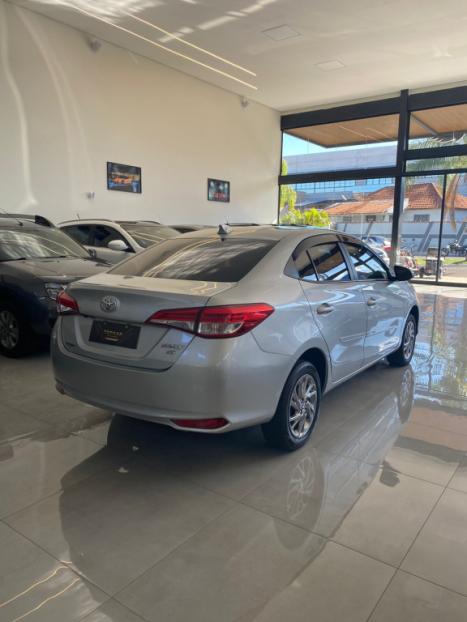 TOYOTA Yaris Sedan 1.5 16V 4P FLEX XS MULTIDRIVE AUTOM�TICO CVT, Foto 5