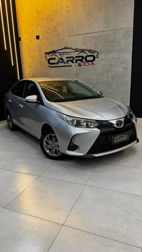 TOYOTA Yaris Sedan 1.5 16V 4P FLEX XS MULTIDRIVE AUTOM�TICO CVT, Foto 2