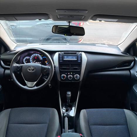 TOYOTA Yaris Sedan 1.5 16V 4P FLEX XL MULTIDRIVE AUTOM�TICO CVT, Foto 8