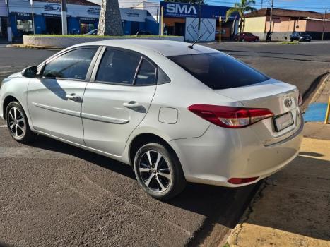 TOYOTA Yaris Sedan 1.5 16V 4P FLEX XL PLUS TECH MULTIDRIVE AUTOM�TICO CVT, Foto 3