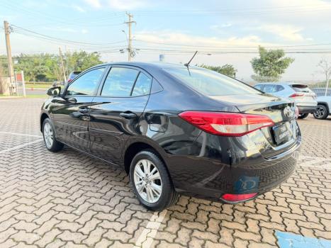 TOYOTA Yaris Sedan 1.5 16V 4P FLEX XL MULTIDRIVE AUTOMÁTICO CVT, Foto 4
