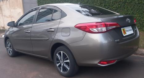 TOYOTA Yaris Sedan 1.5 16V 4P FLEX XL LIVE MULTIDRIVE AUTOMÁTICO CVT, Foto 4